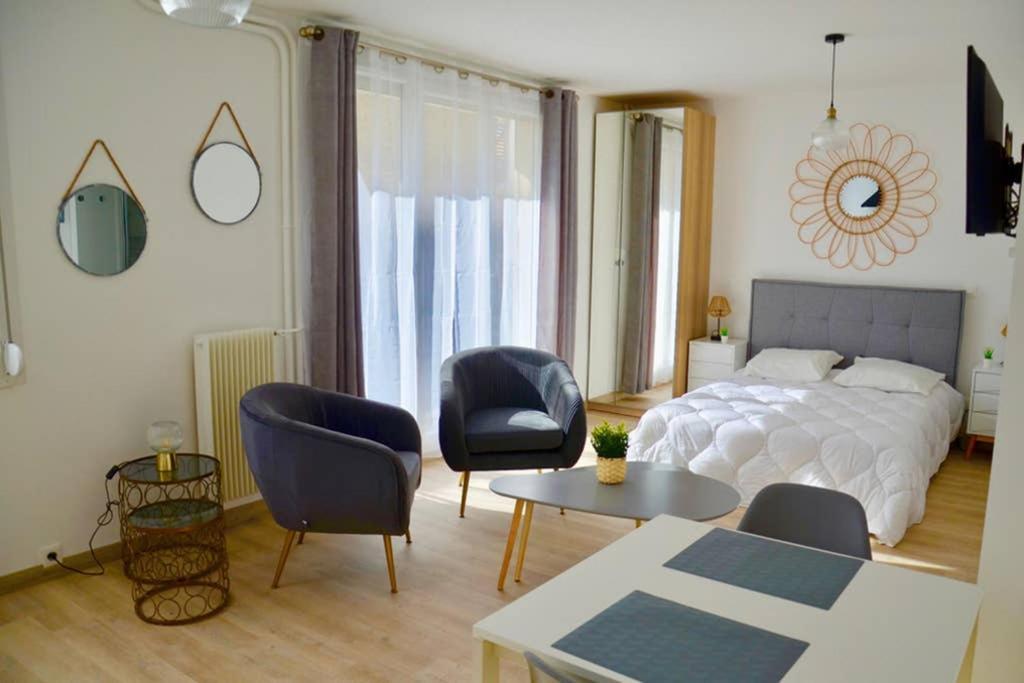 Dolmen Adrien 5 Apartment Tours Exterior foto