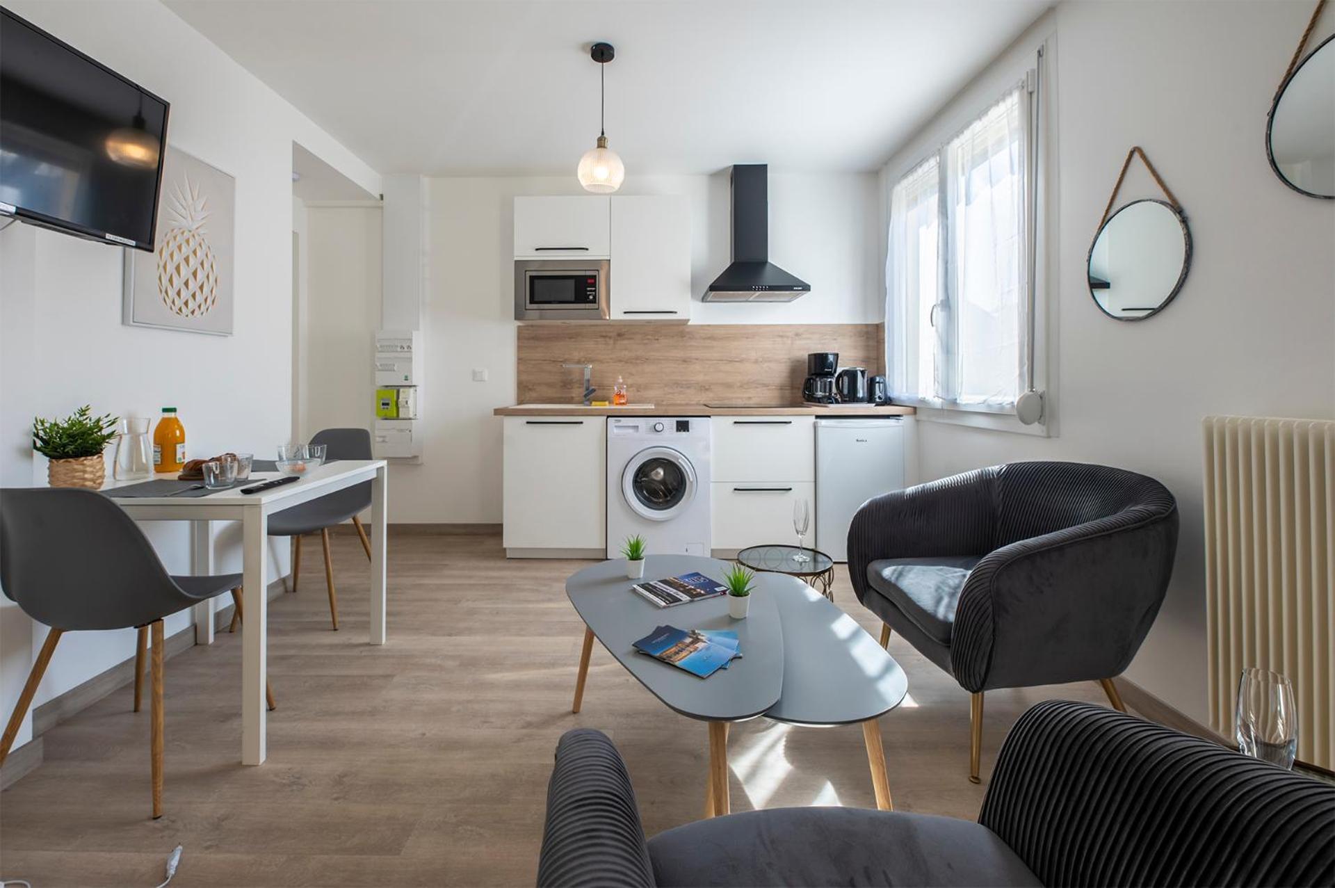 Dolmen Adrien 5 Apartment Tours Exterior foto